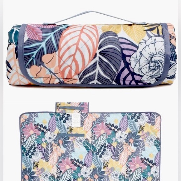 Vera Bradley Picnic Blanket Large w Carrying Handle ✨ Palm Floral - Picture 11 of 12